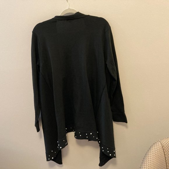 Cardigan C est. 1946 Draped Black White and Silver Beading Sz M Grandma-Core - Picture 2 of 13